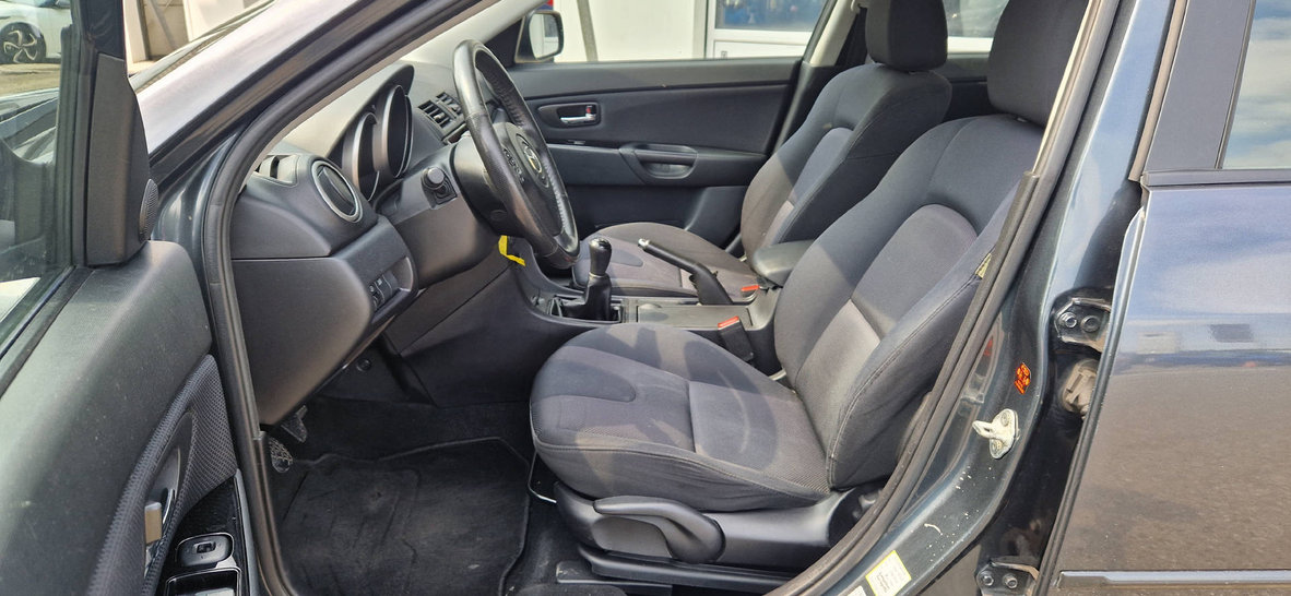 MAZDA 3 Hatchback 2.0 16V Sport, Benzina, Occasioni / Usate, Manuale - 4