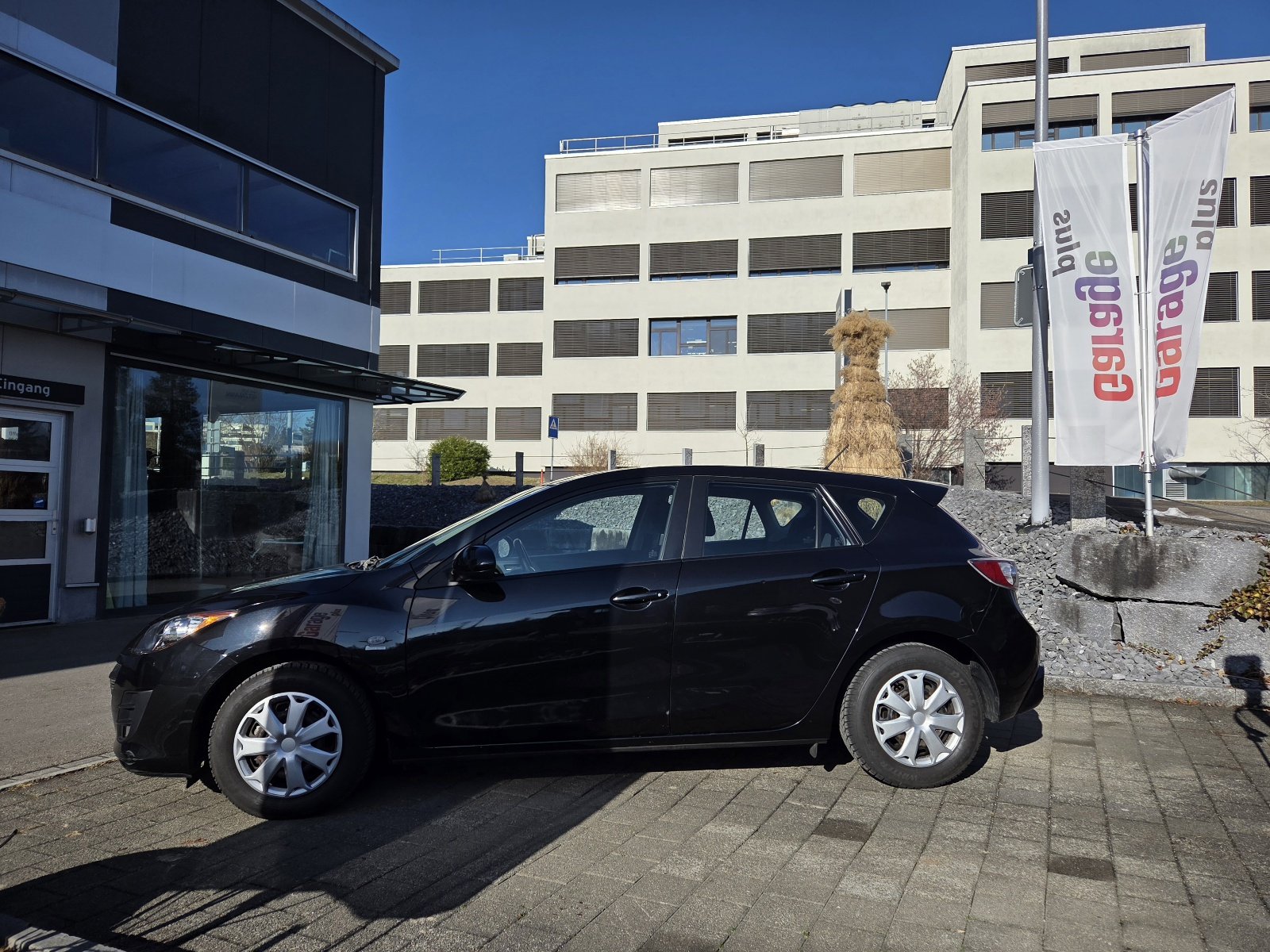 MAZDA 3 Hatchback 1.6 Excl. Anniversary ActiveM, Benzina, Occasioni / Usate, Automatico - 2