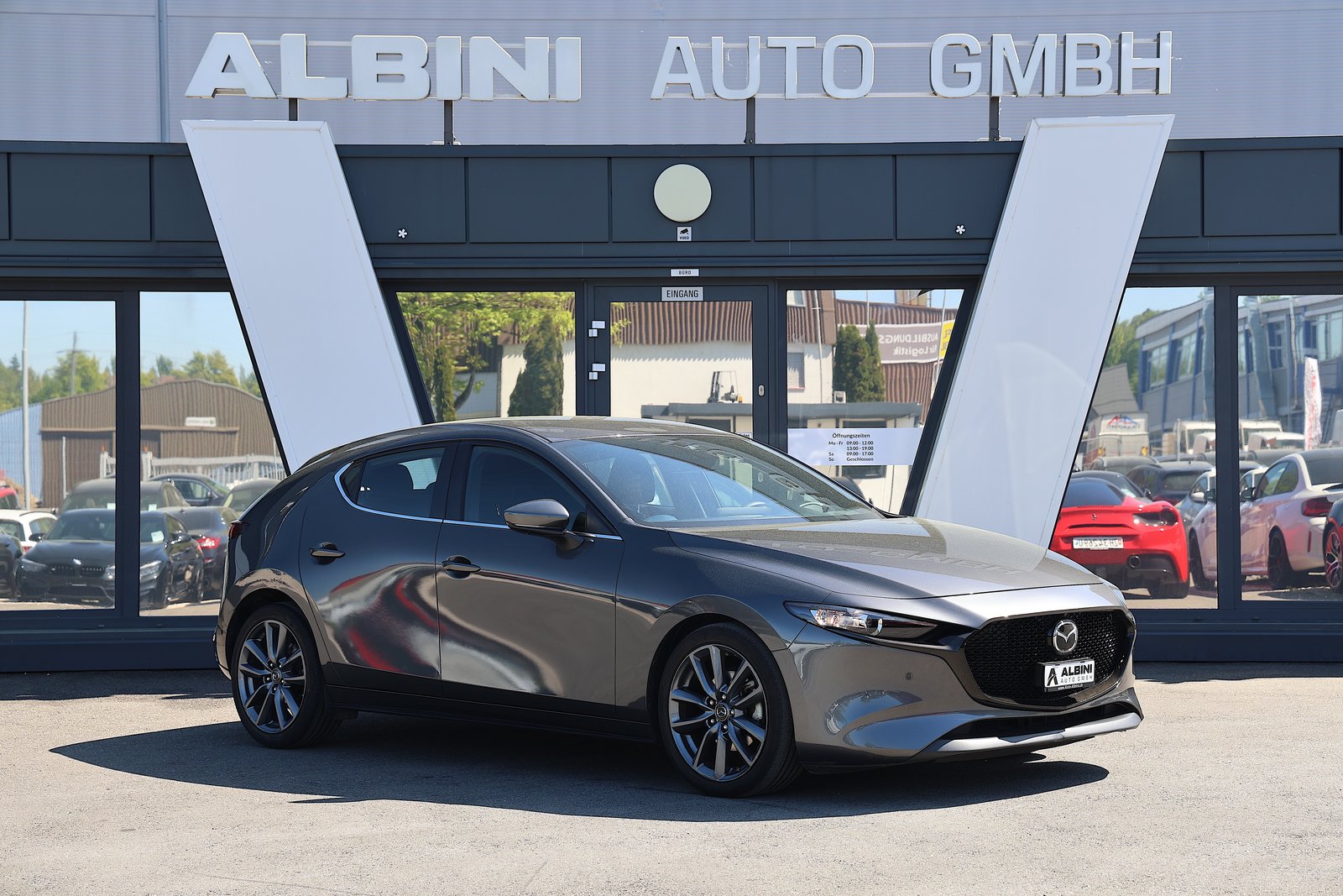 MAZDA 3 Hatchback SKYACTIV-G M Hybrid 122 Ambition, Mild-Hybrid Petrol/Electric, Second hand / Used, Manual - 2