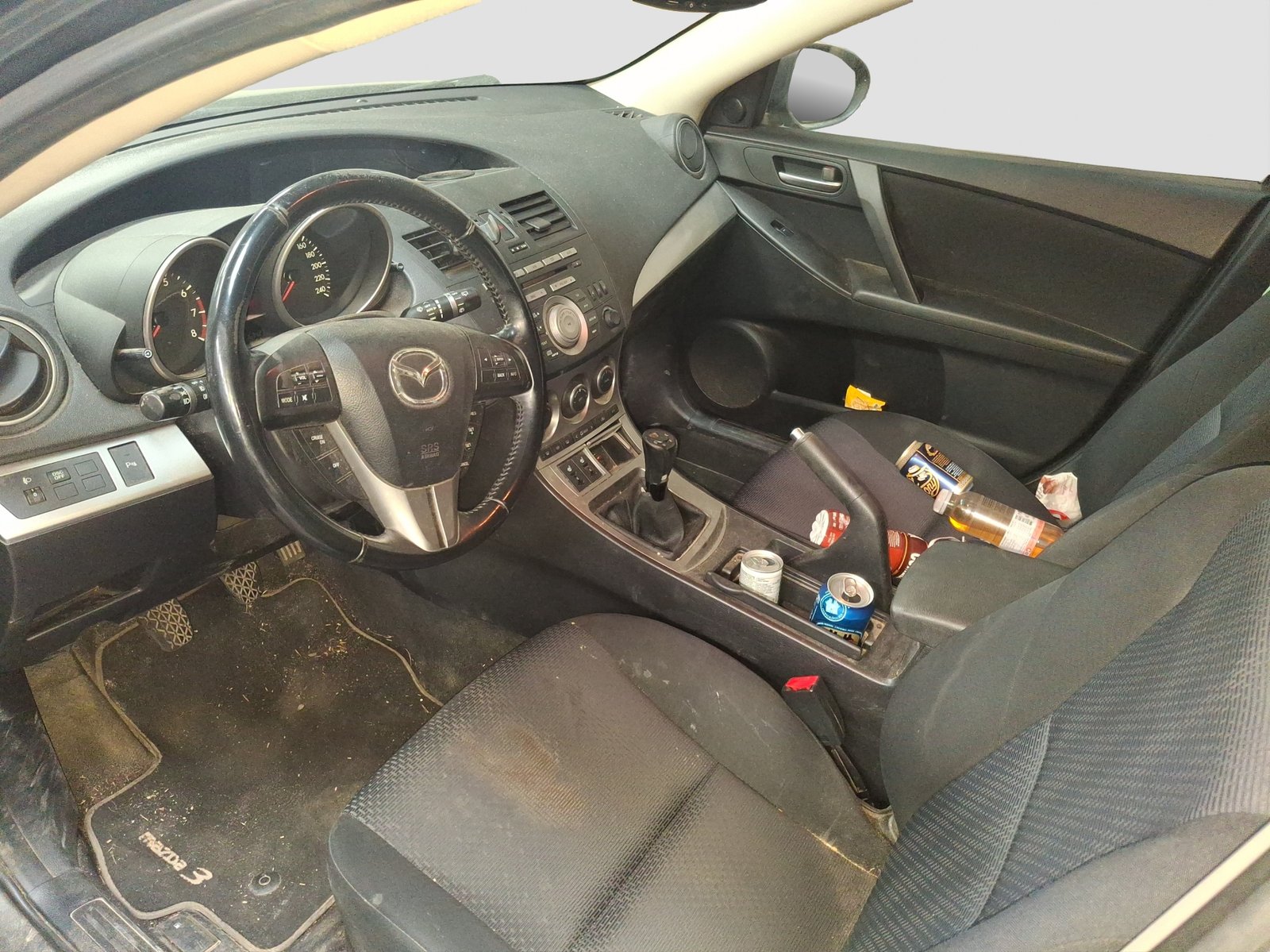 MAZDA 3 1.6 16V Confort, Petrol, Second hand / Used, Manual - 7