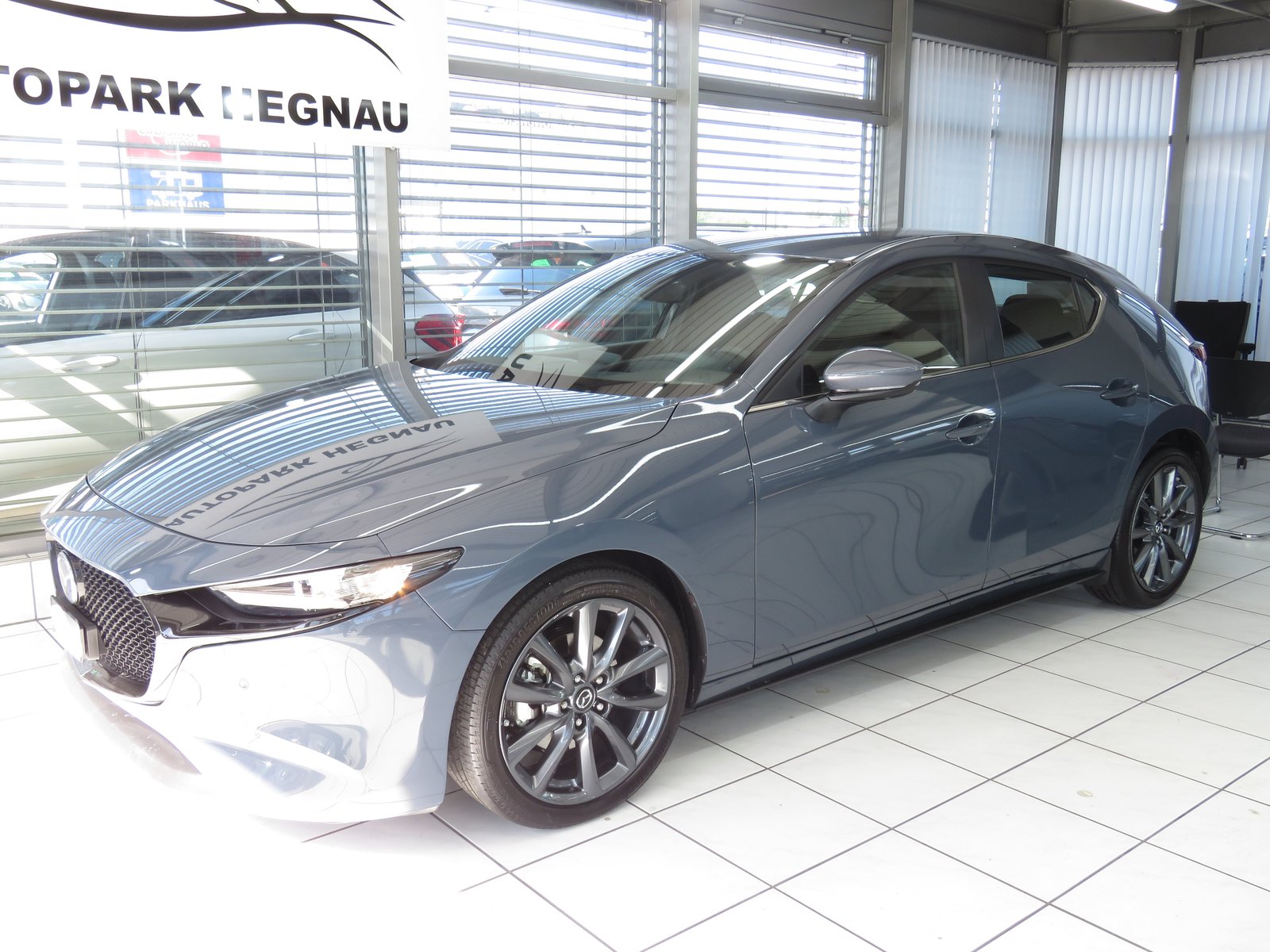 MAZDA 3 Hatchback SKYACTIV-G M Hybrid 122 Ambition Automat