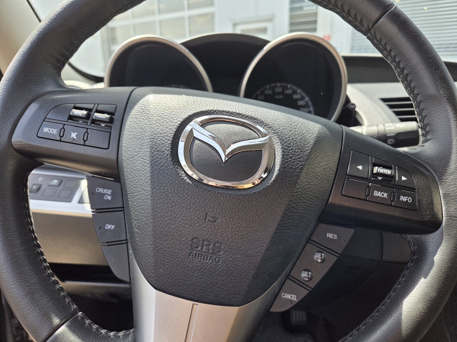 MAZDA 3 Hatchback 1.6 Exclusive, Petrol, Second hand / Used, Manual - 7