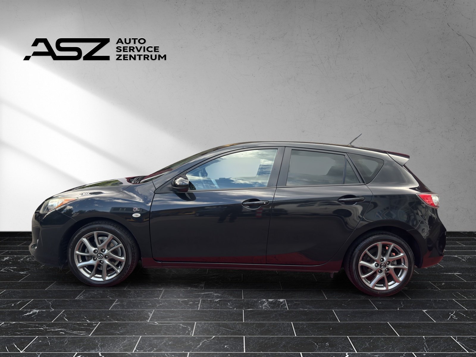 MAZDA 3 Hatchback 1.6 Red Edition, Benzina, Occasioni / Usate, Manuale - 2