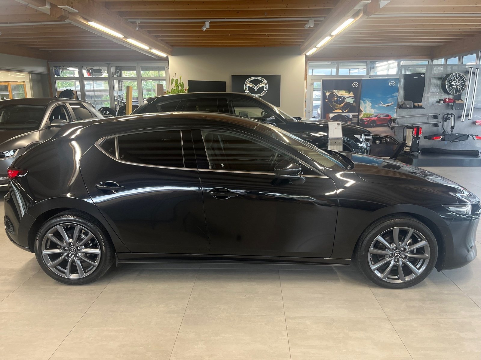 MAZDA 3 Hatchback SKYACTIV-X M Hybrid 180 Ambition AWD Autom, Mild-Hybrid Petrol/Electric, Second hand / Used, Automatic - 4