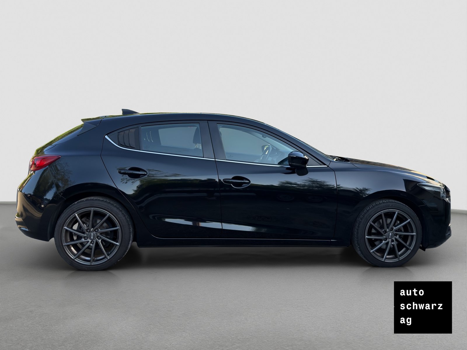 MAZDA 3 SKYACTIV-D 105 Ambition Plus Automat, Diesel, Occasion / Gebraucht, Automatik - 4