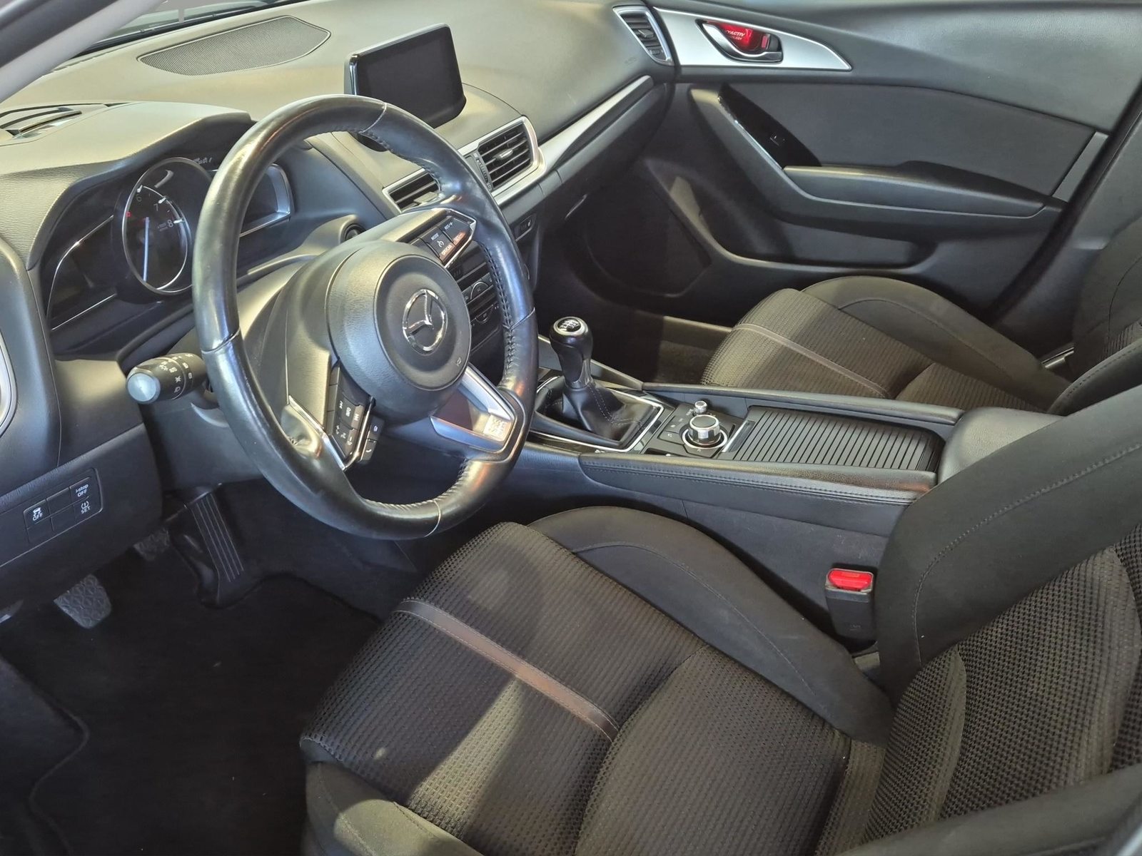 MAZDA 3 2.0 120 Ambition Plus, Benzin, Occasion / Gebraucht, Handschaltung - 5