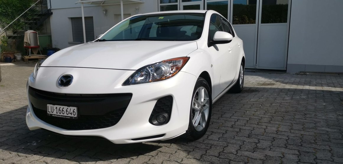 MAZDA 3 Hatchback 1.6 CD Exclusive, Diesel, Occasion / Utilisé, Manuelle - 2