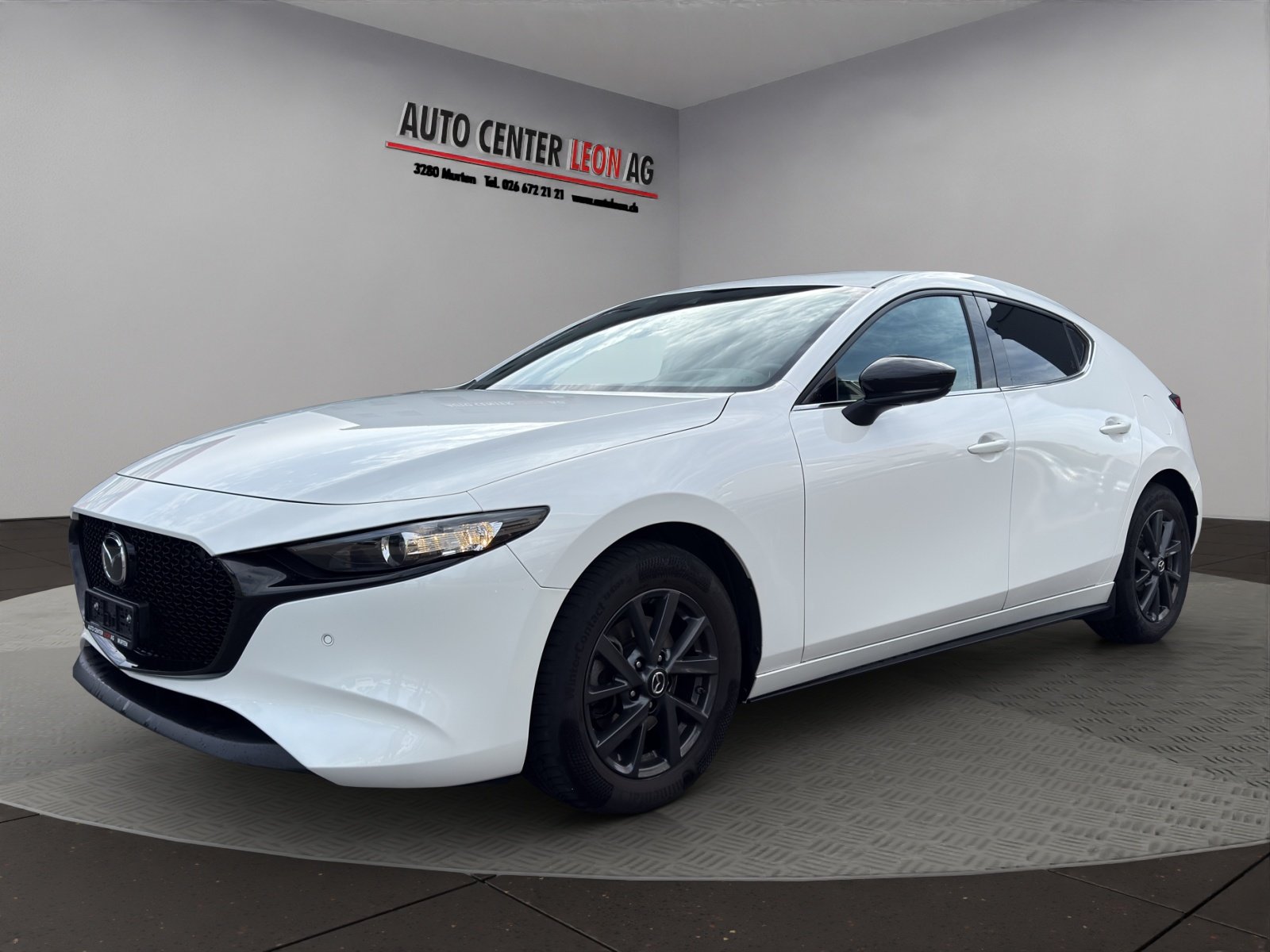 MAZDA 3 Hatchback SKYACTIV-X M Hybrid 186 Homura Automat, Mild-Hybrid Petrol/Electric, Second hand / Used, Automatic - 2