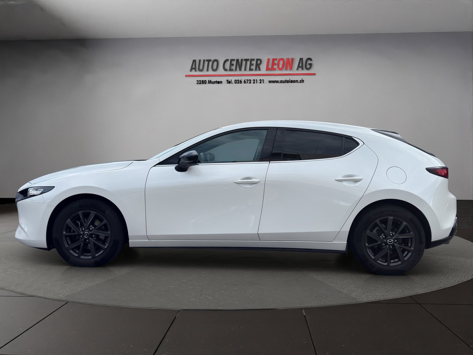MAZDA 3 Hatchback SKYACTIV-X M Hybrid 186 Homura Automat, Mild-Hybrid Petrol/Electric, Second hand / Used, Automatic - 3