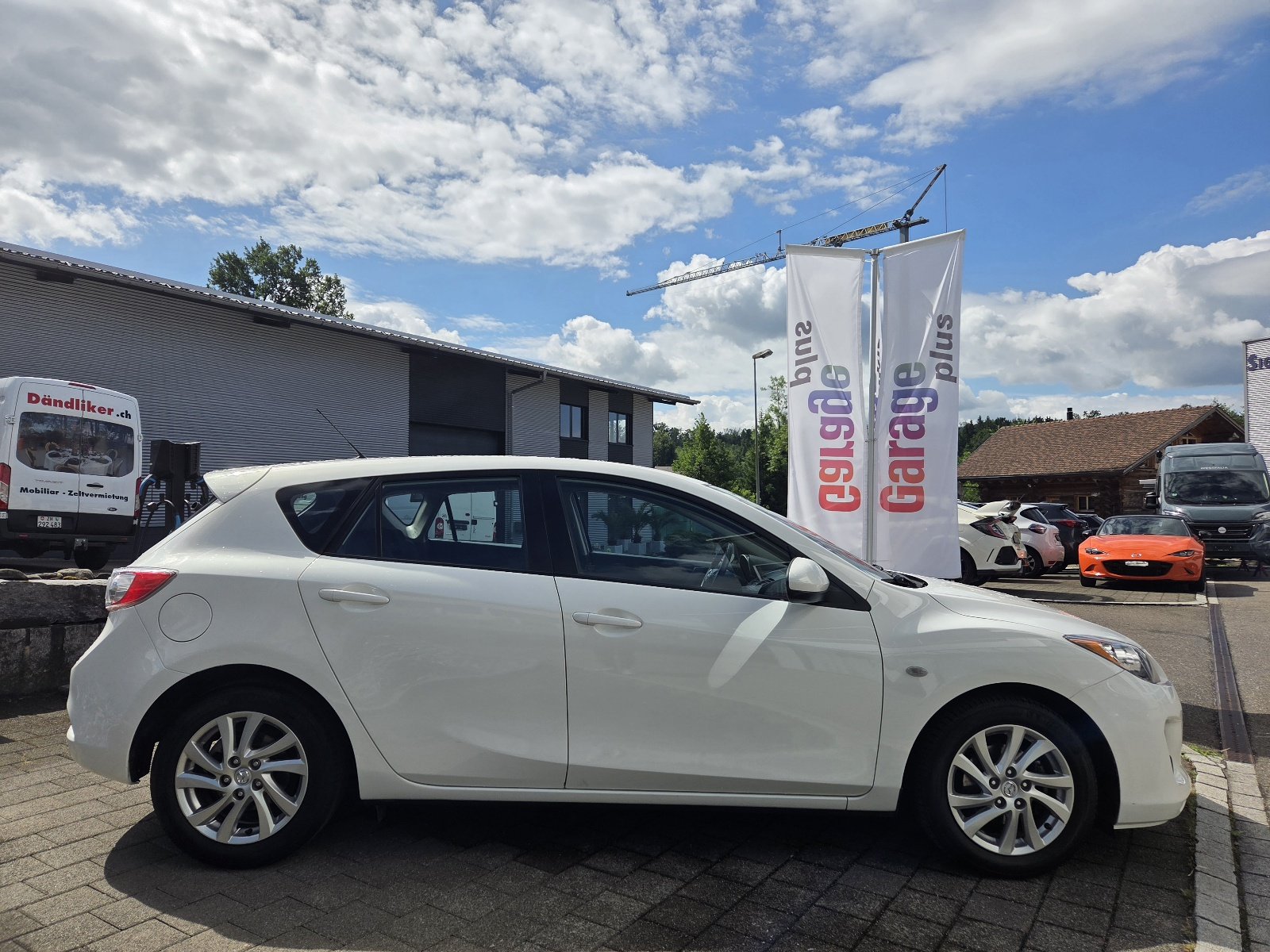 MAZDA 3 Hatchback 1.6 Exclusive, Essence, Occasion / Utilisé, Manuelle - 4