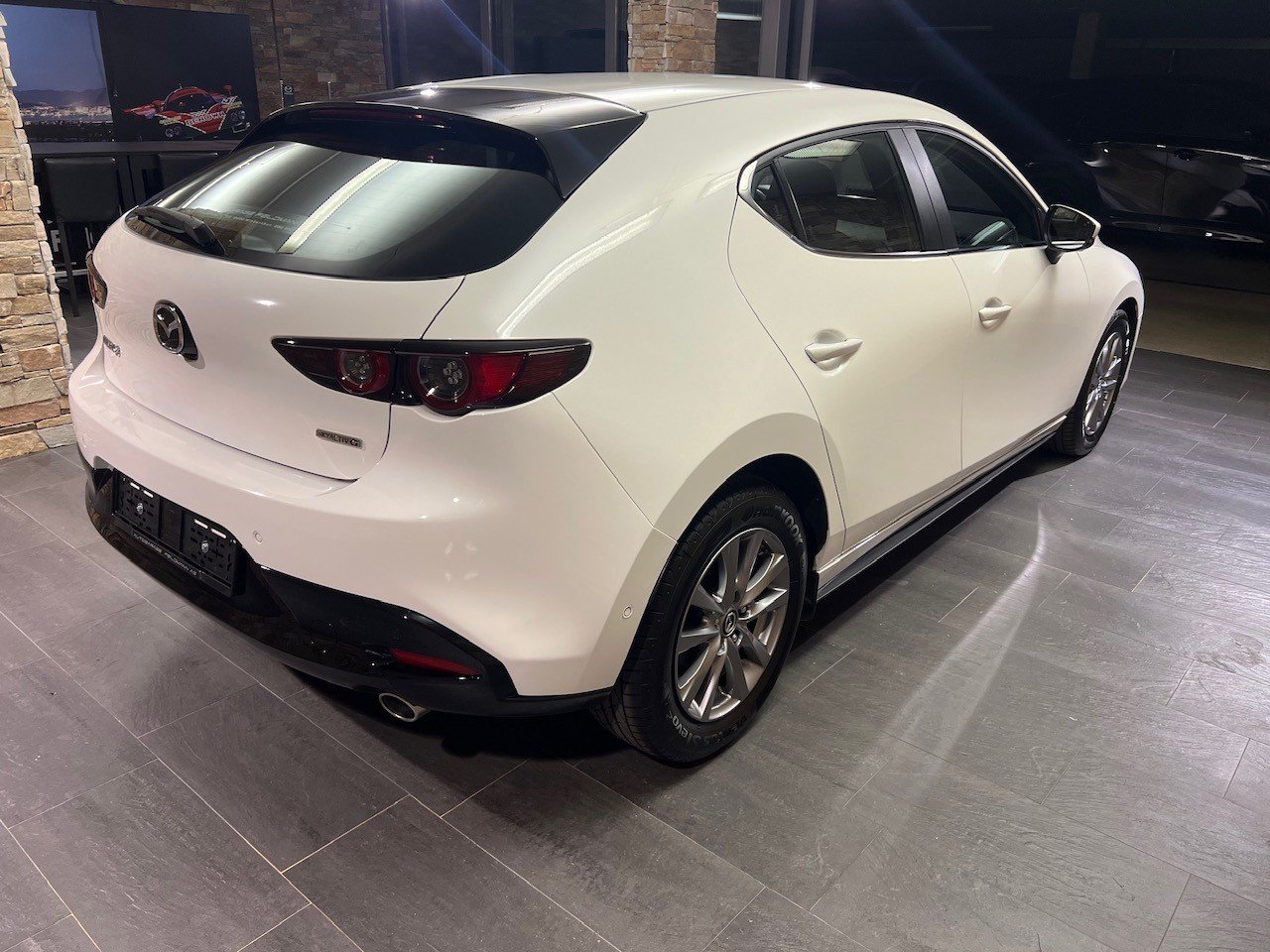 MAZDA 3 Hatchback SKYACTIV-G M Hybrid 122 Ambition Automat, Hybride Léger Essence/Électricité, Occasion / Utilisé, Automatique - 6