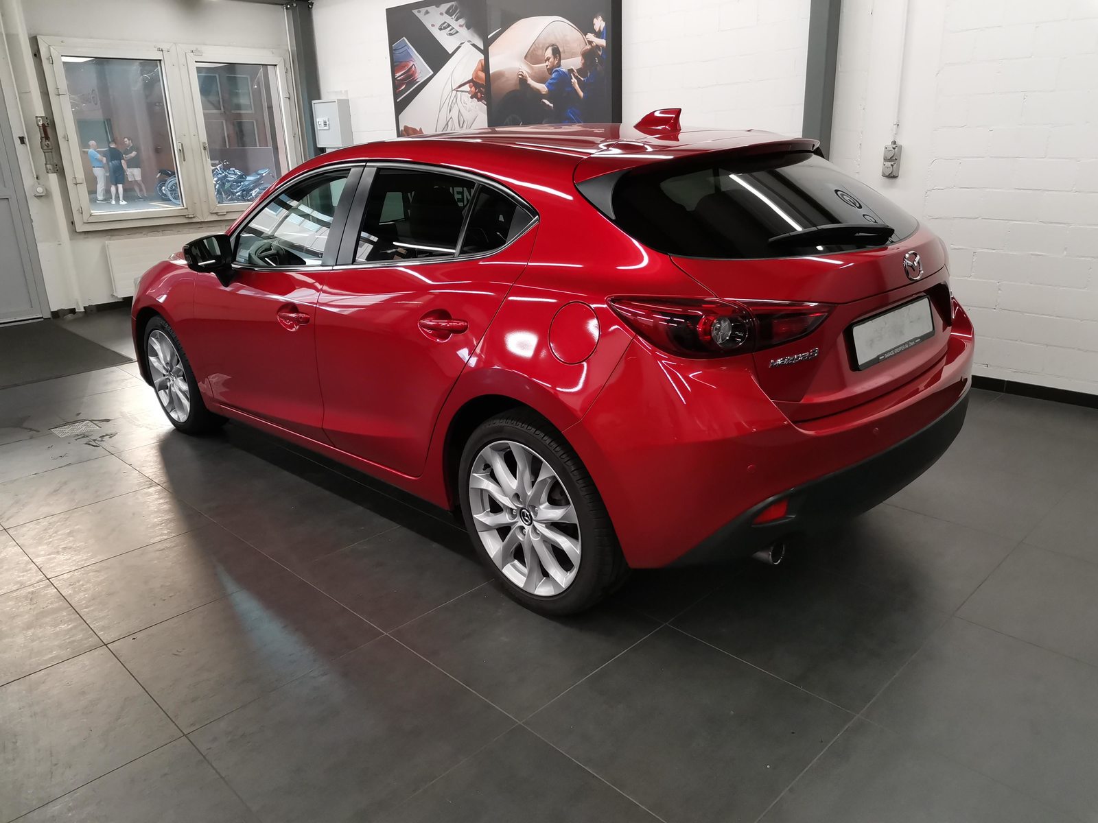 MAZDA 3 2.0 120 Revolution, Petrol, Second hand / Used, Automatic - 4