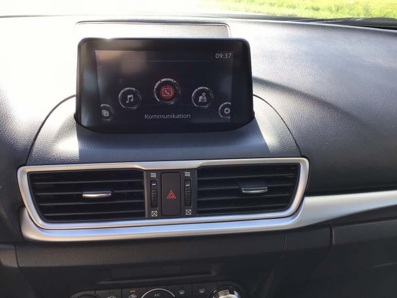 MAZDA 3 1.5 Ambition, Essence, Occasion / Utilisé, Manuelle - 6
