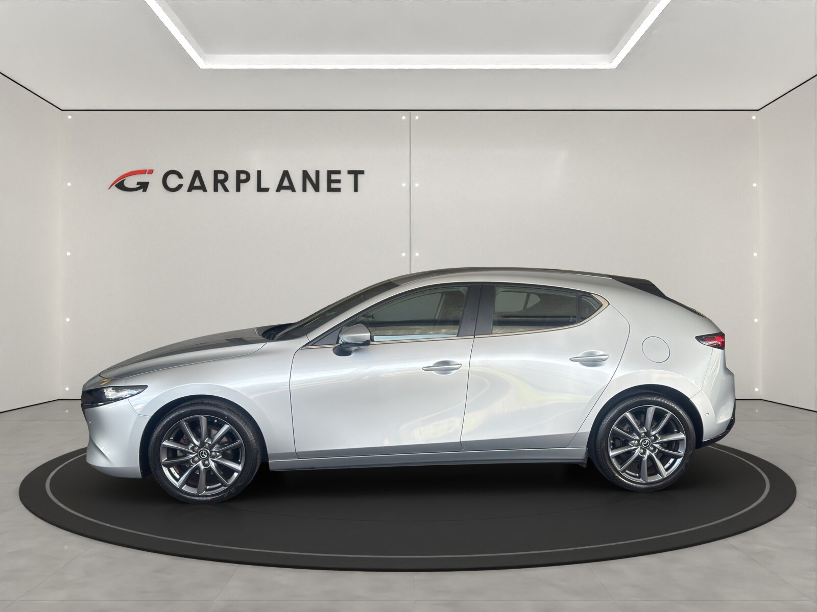 MAZDA 3 Hatchback 2.0 150 PS Ambition Plus, Mild-Hybrid Benzin/Elektro, Occasion / Gebraucht, Handschaltung - 2