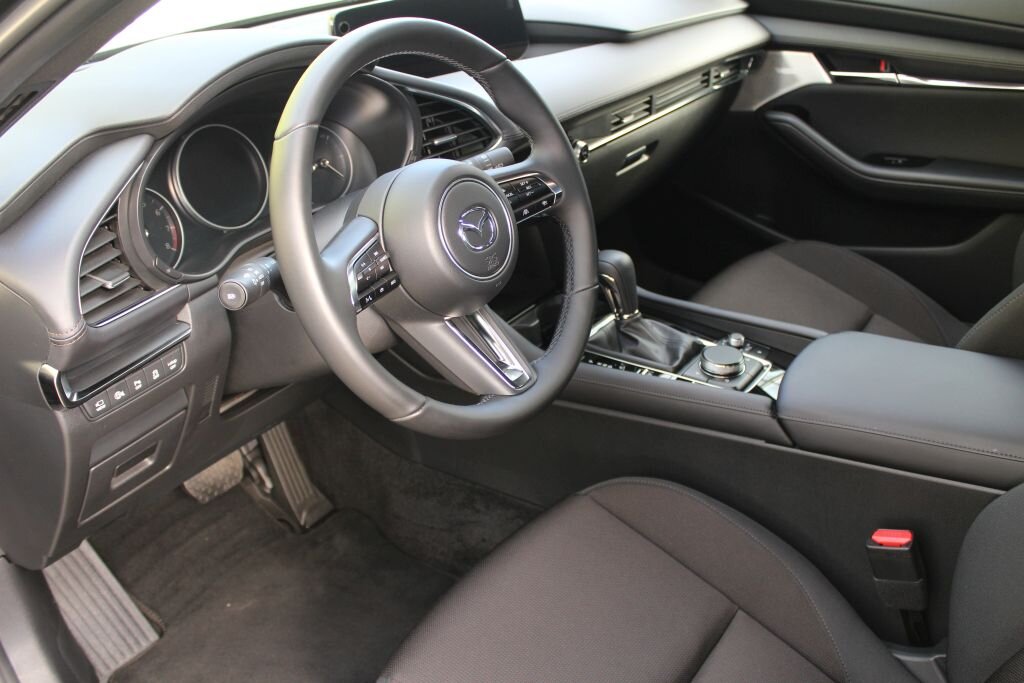MAZDA 3 Hatchback 2.0 186 Exclusive-, Essence, Occasion / Utilisé, Automatique - 4