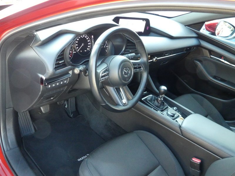 MAZDA 3 2.0 186 Revolution, Hybride Léger Essence/Électricité, Occasion / Utilisé, Manuelle - 7