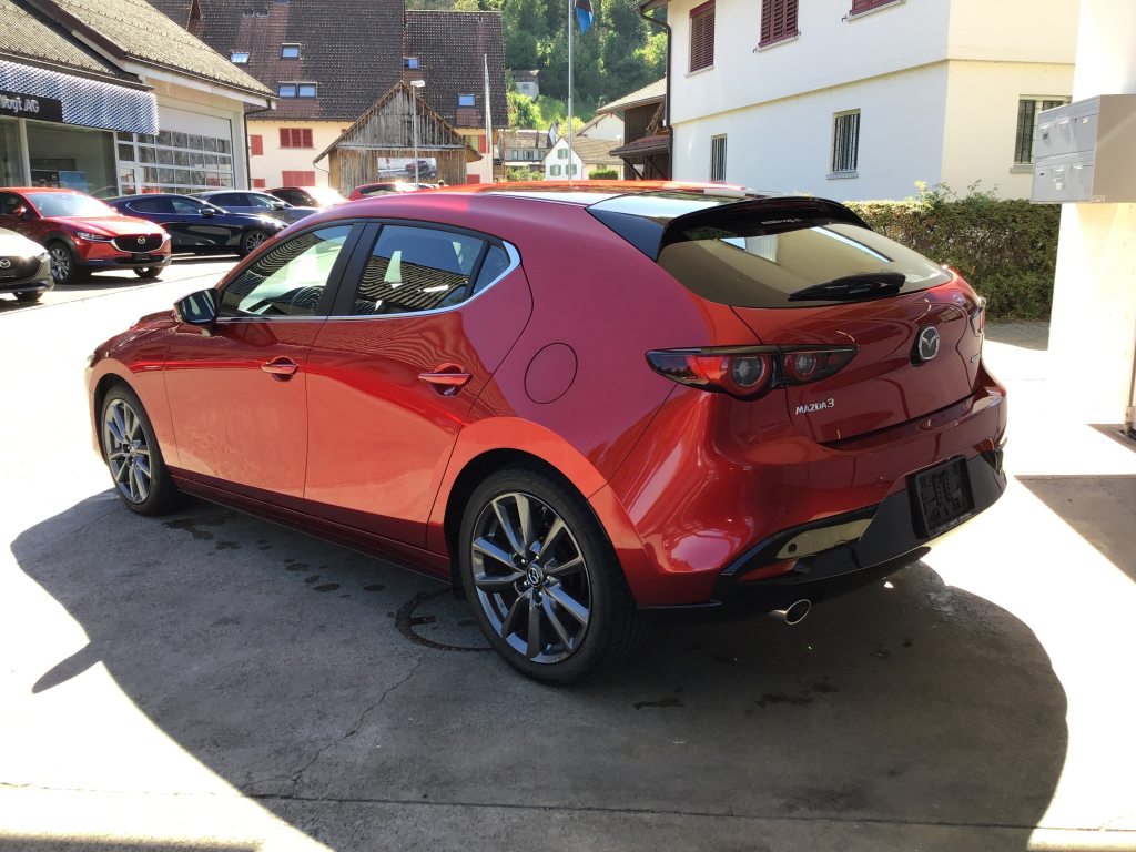 MAZDA 3 2.0 150 Ambition Plus, Mild-Hybrid Benzin/Elektro, Occasion / Gebraucht, Automatik - 3