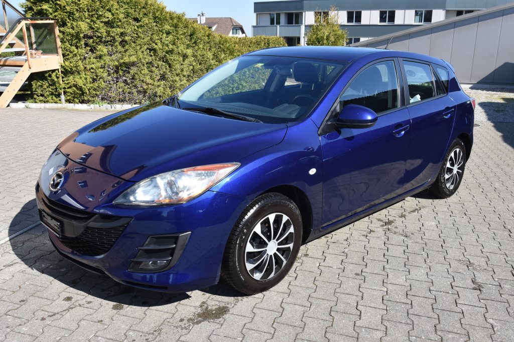 MAZDA 3 1.6 Exclusive, Petrol, Second hand / Used, Manual - 2