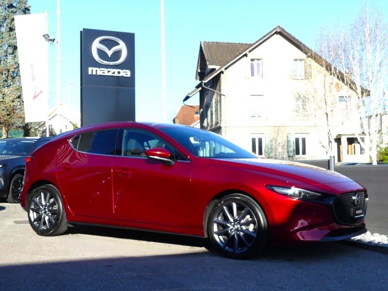 MAZDA 3 2.0 186 Revolution, Hybride Léger Essence/Électricité, Occasion / Utilisé, Manuelle - 2