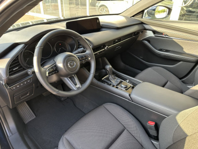 MAZDA 3 HB G 140 Excl. Line A, Ex-demonstrator, Automatic - 3