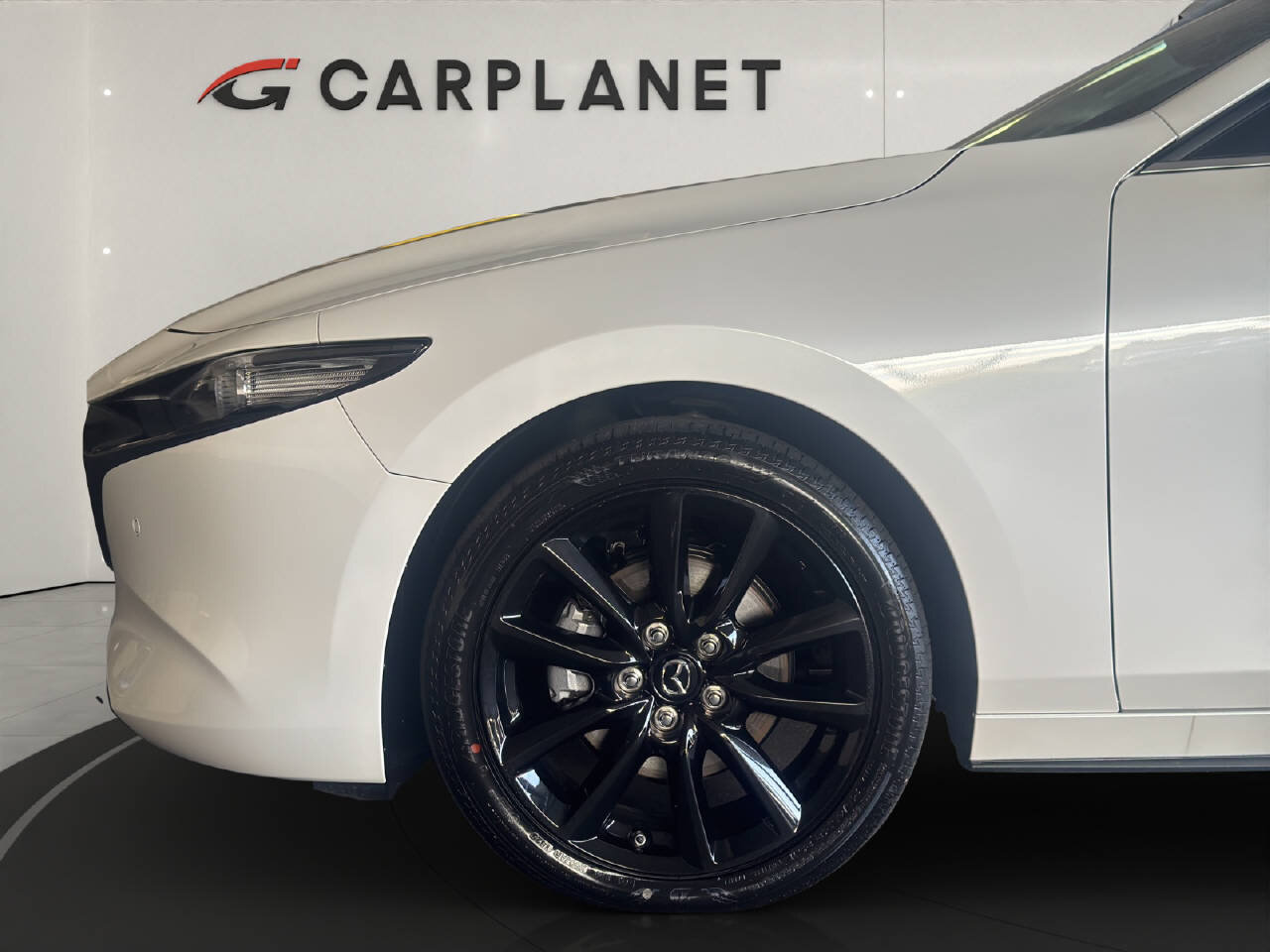 MAZDA 3 Hatchback 2.0 186 PS Exclusive-Line AWD, Mild-Hybrid Petrol/Electric, Ex-demonstrator, Automatic - 4