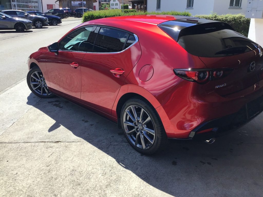 MAZDA 3 2.5 Takumi, Hybride Léger Essence/Électricité, Voiture de démonstration, Automatique - 3