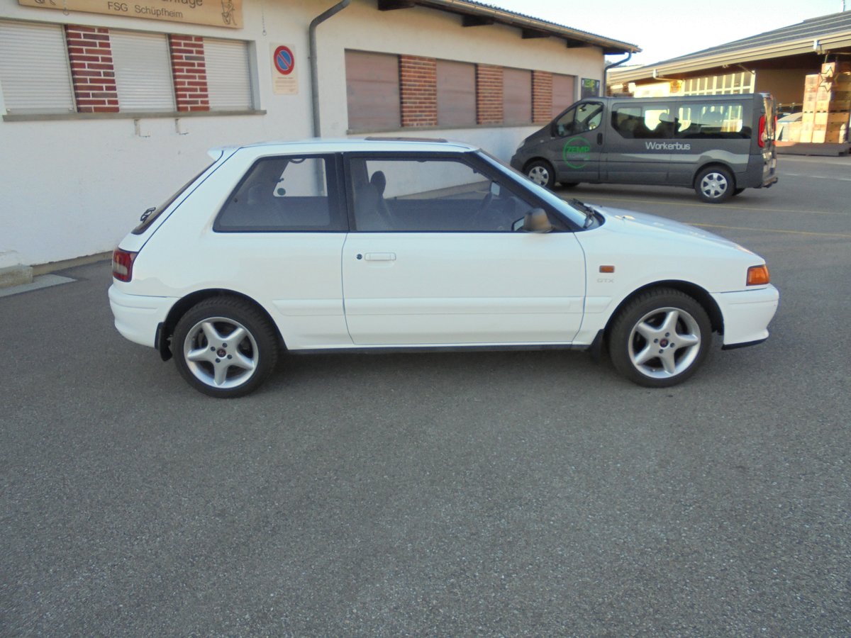 MAZDA 323 1.8i 16V GTX Turbo4WD, Essence, Occasion / Utilisé, Manuelle - 4