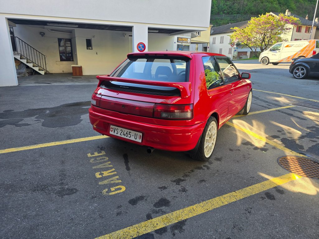 MAZDA 323 1.8i 16V Turbo GTX 4WD, Benzina, Occasioni / Usate, Manuale - 5