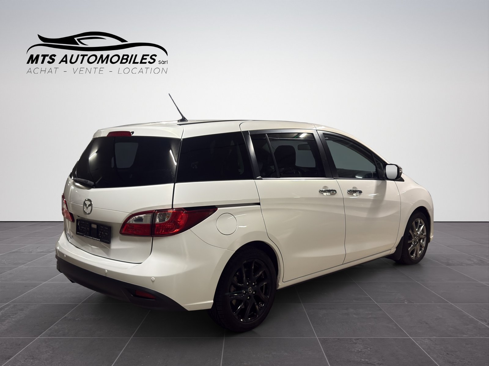 MAZDA 5 2.0 16V Voila ma Suisse Edition+, Petrol, Second hand / Used, Manual - 6