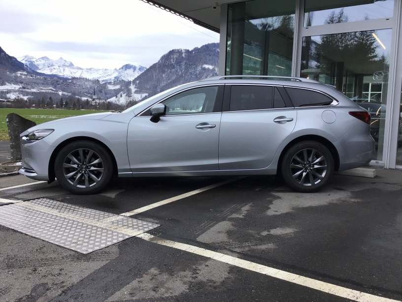 MAZDA 6 Sport Wagon 2.0 Center-Line, Benzin, Occasion / Gebraucht, Automatik - 4