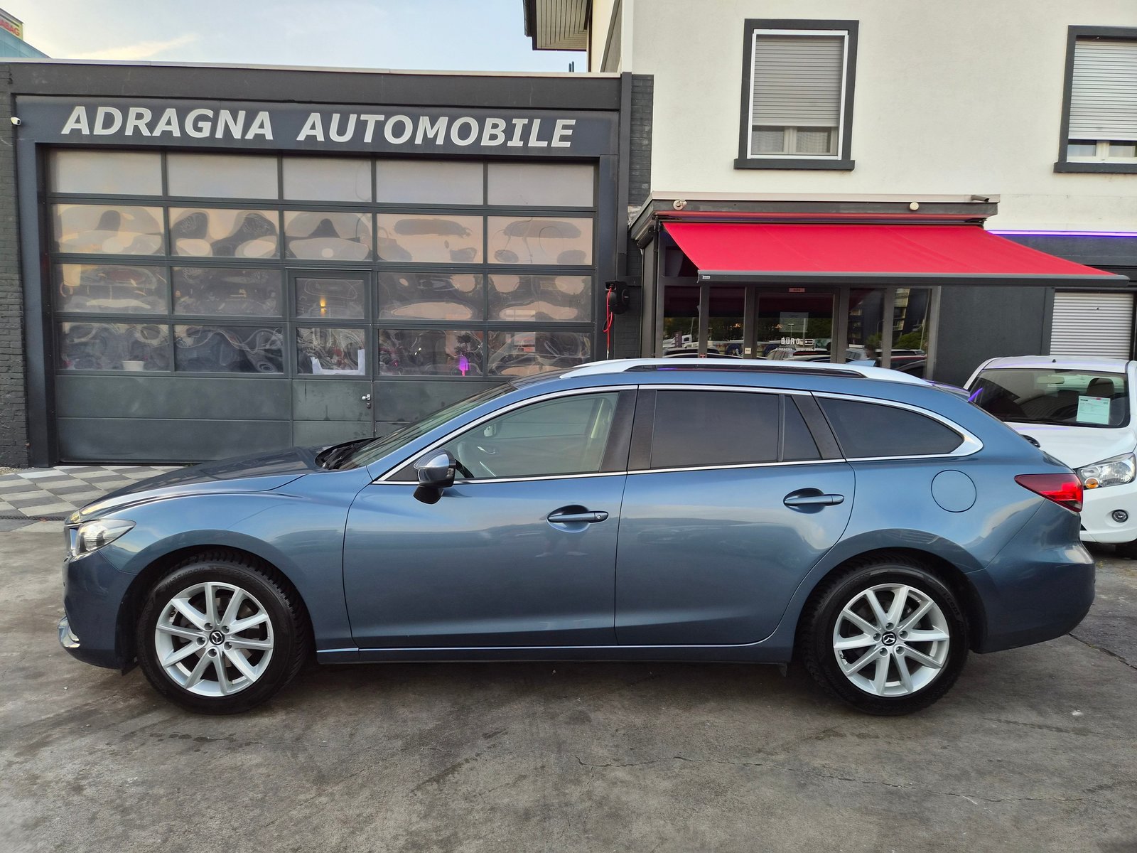 MAZDA 6 Sportwagon 2.0 16V HP Ambition Automatic, Petrol, Second hand / Used, Automatic - 6