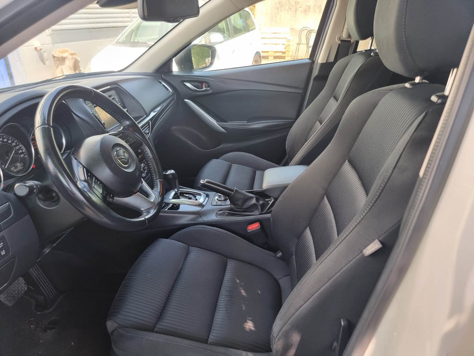 MAZDA 6 Sportwagon 2.2 D 16V Business Automatic, Diesel, Occasion / Gebraucht, Automatik - 6