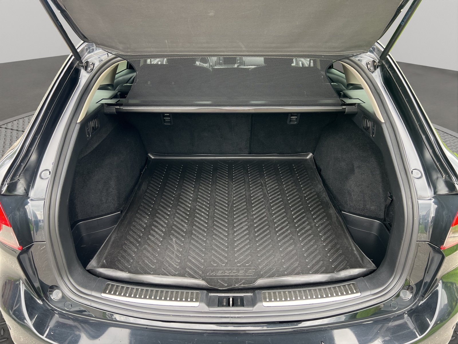 MAZDA 6 Sportwagon 2.0 16V HP Ambition Automatic, Essence, Occasion / Utilisé, Automatique - 6