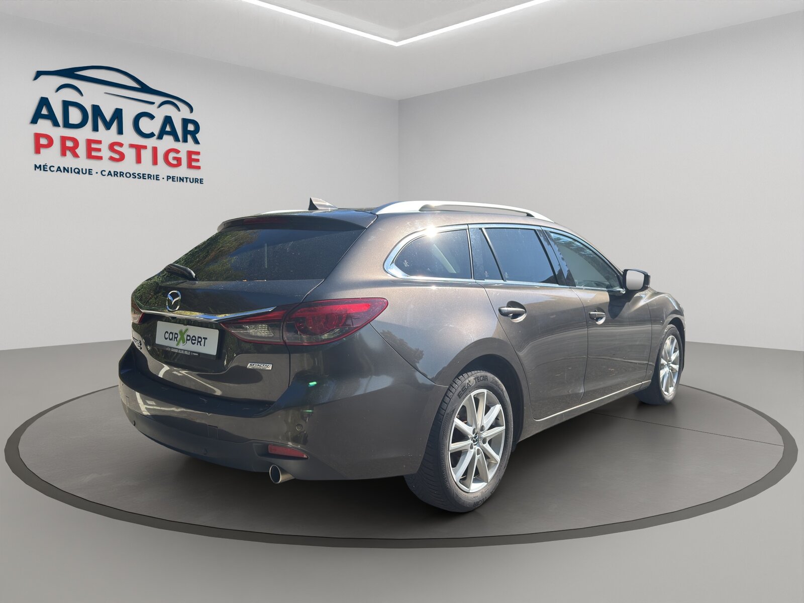 MAZDA 6 Break Diesel AWD 2.2 D HP Revolution AWD, Diesel, Occasion / Utilisé, Automatique - 6