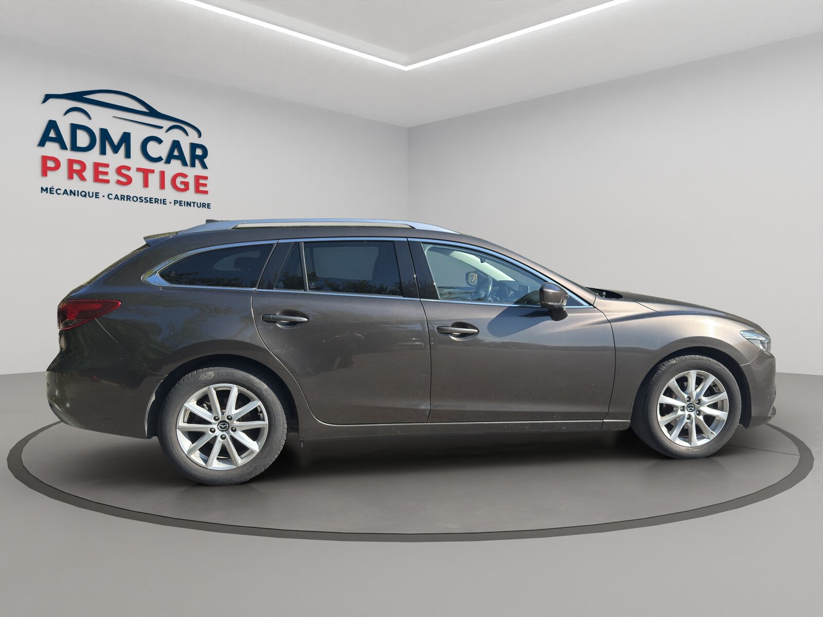 MAZDA 6 Break Diesel AWD 2.2 D HP Revolution AWD, Diesel, Occasion / Utilisé, Automatique - 7