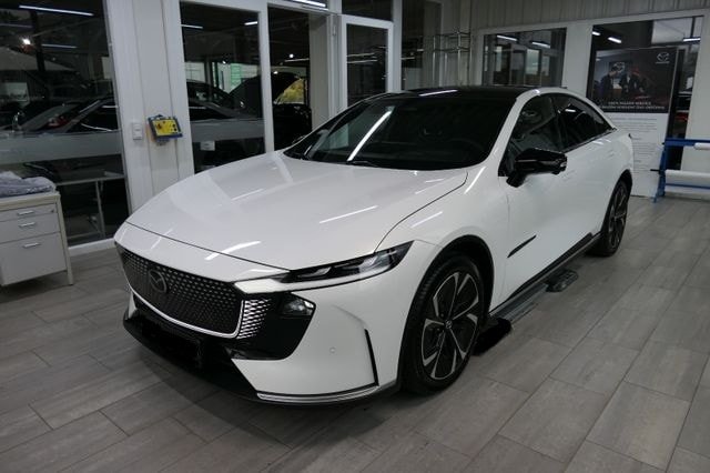 MAZDA 6e 258 69kWh Takumi