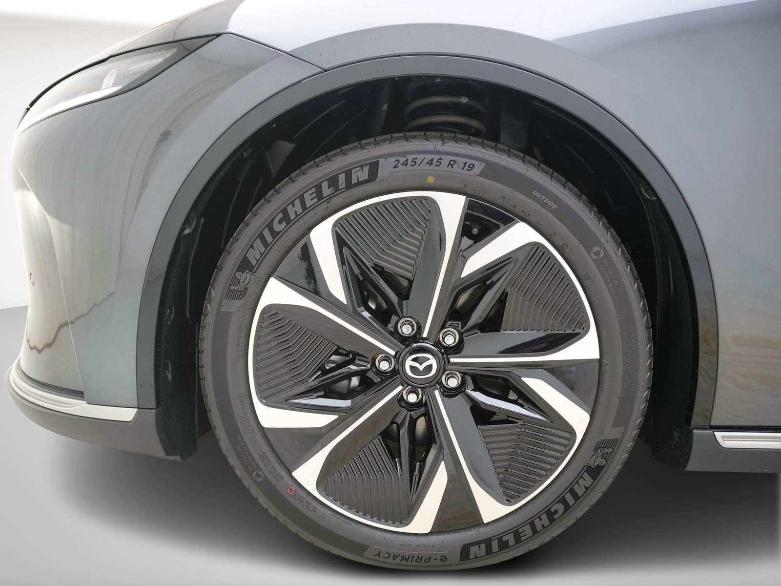 MAZDA 6e Takumi, Elettrica, Auto nuove, Automatico - 6