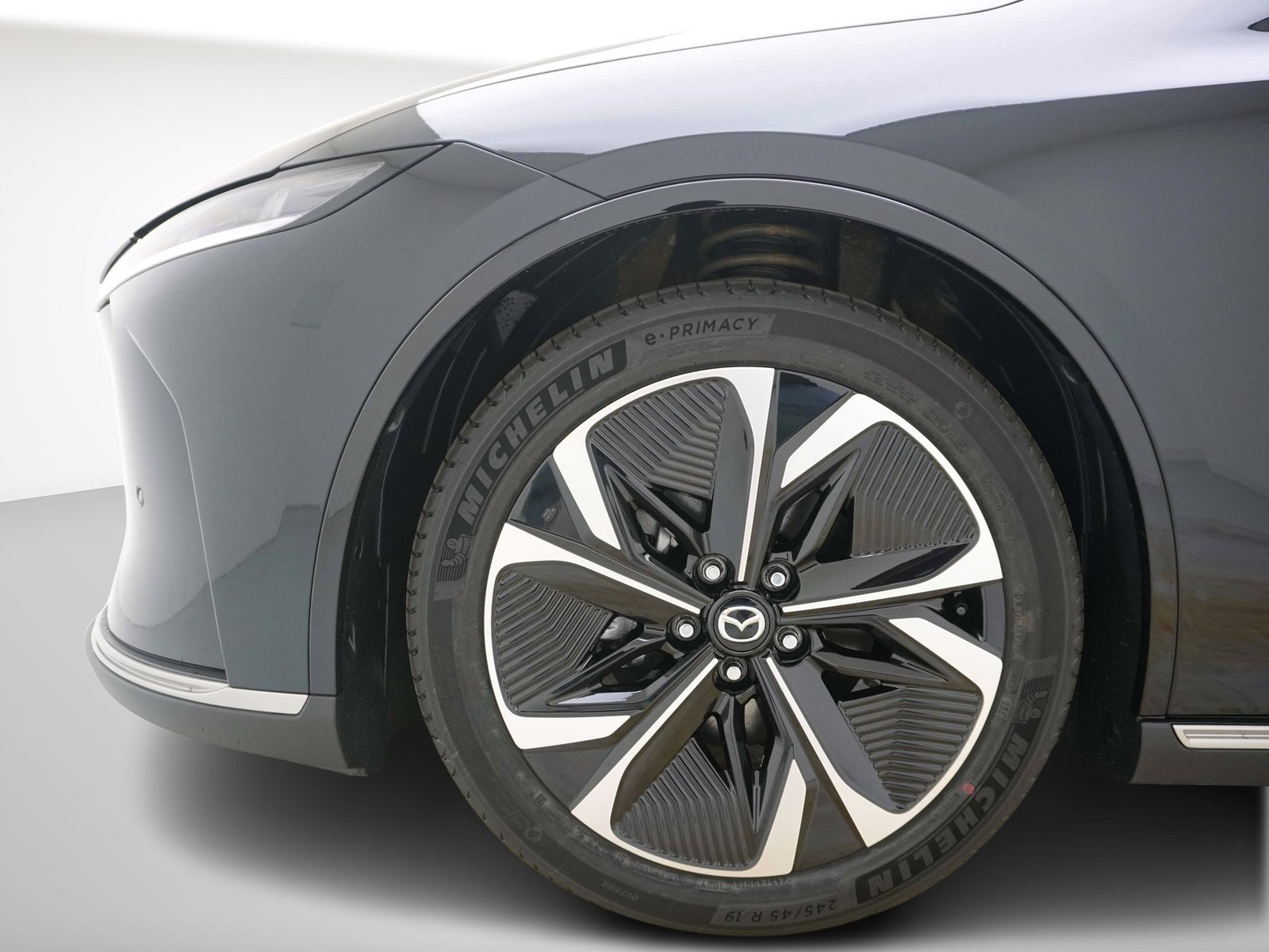 MAZDA 6e Takumi Plus ***Batteriekapazität 68.8kWh***, Elektro, Neuwagen, Automatik - 6