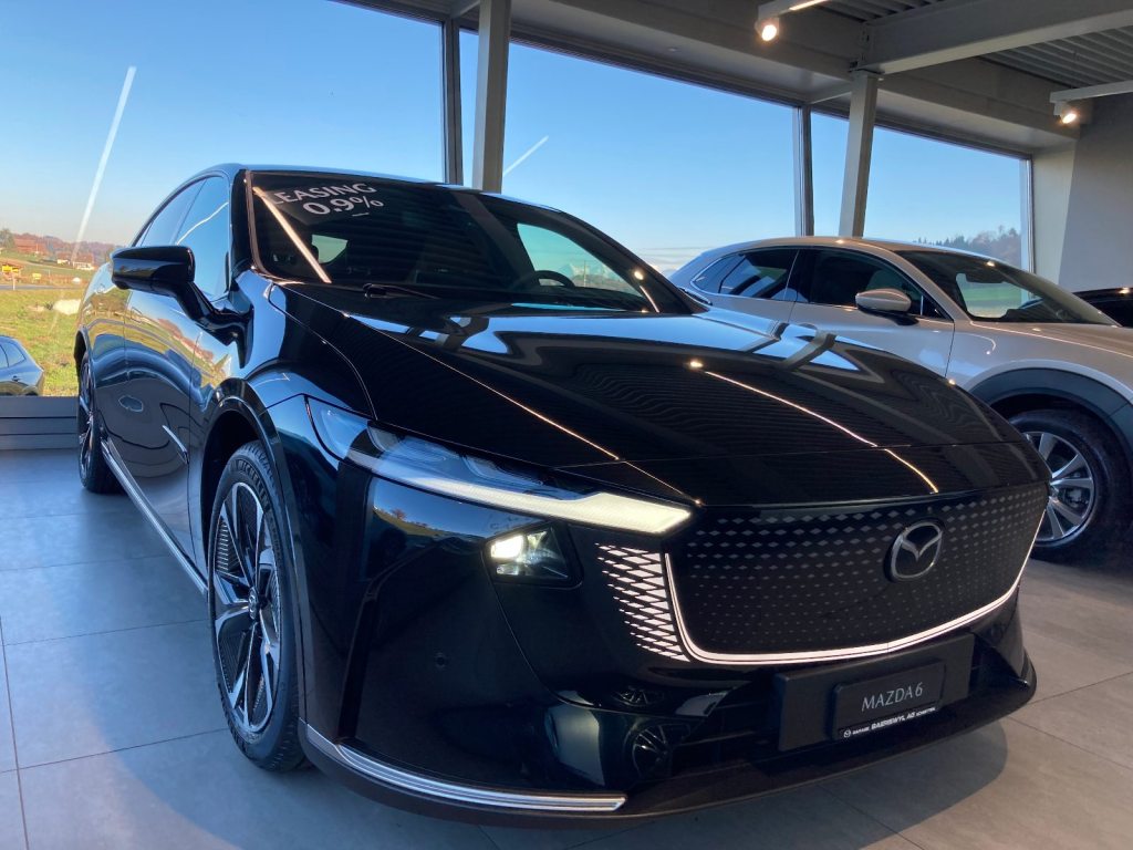 MAZDA 6e Takumi Plus