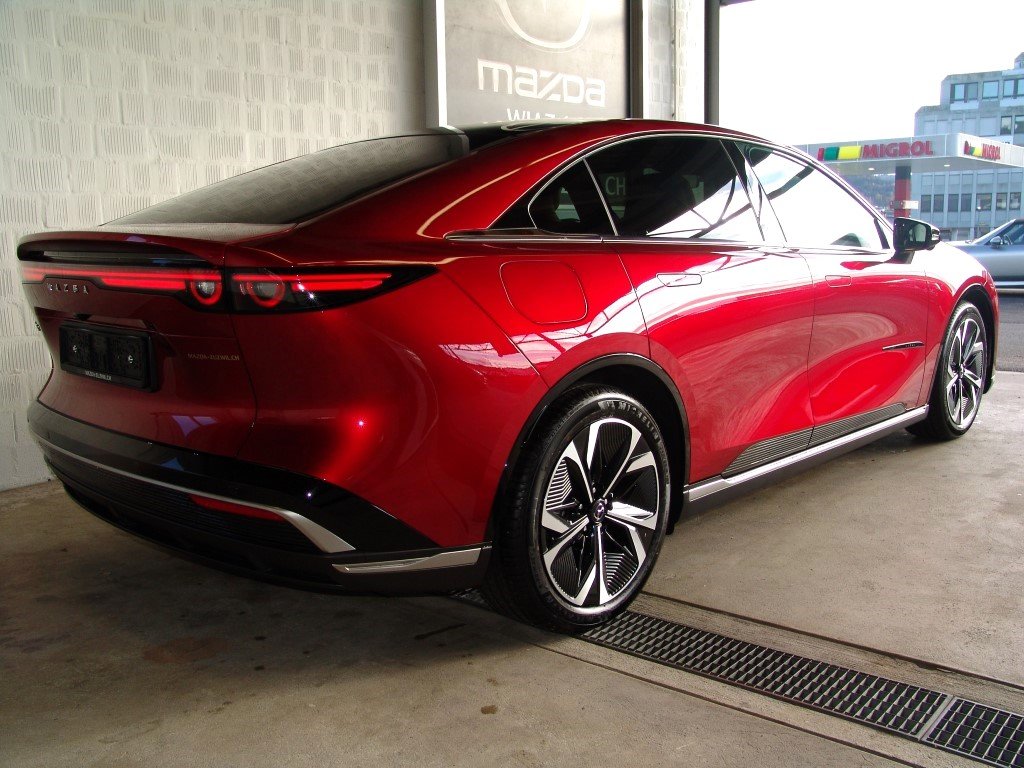 MAZDA 6e Takumi Plus 258, Électrique, Occasion / Utilisé, Automatique - 3