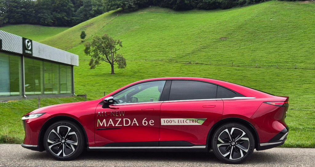 MAZDA 6e Takumi, Elettrica, Auto dimostrativa, Automatico - 3