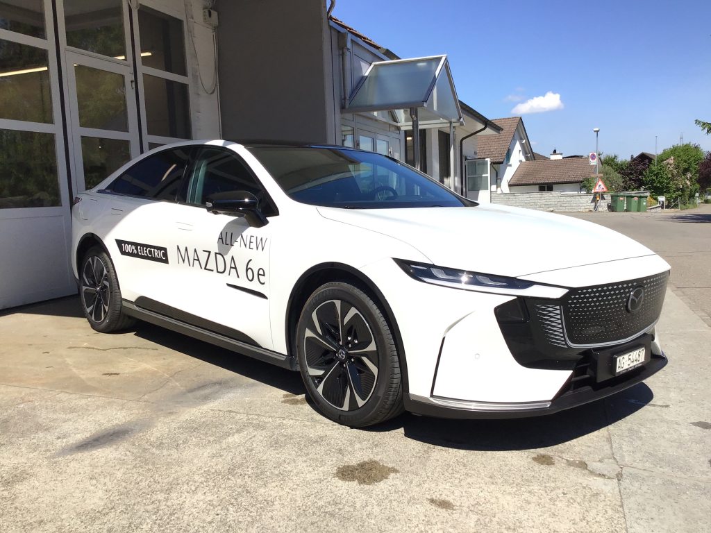 MAZDA 6e Long Range Takumi, Electric, Ex-demonstrator, Automatic - 5