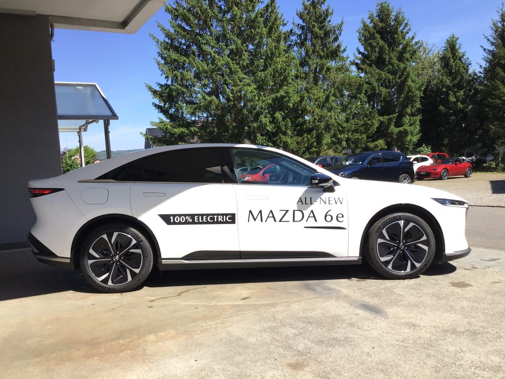 MAZDA 6e Long Range Takumi, Electric, Ex-demonstrator, Automatic - 4