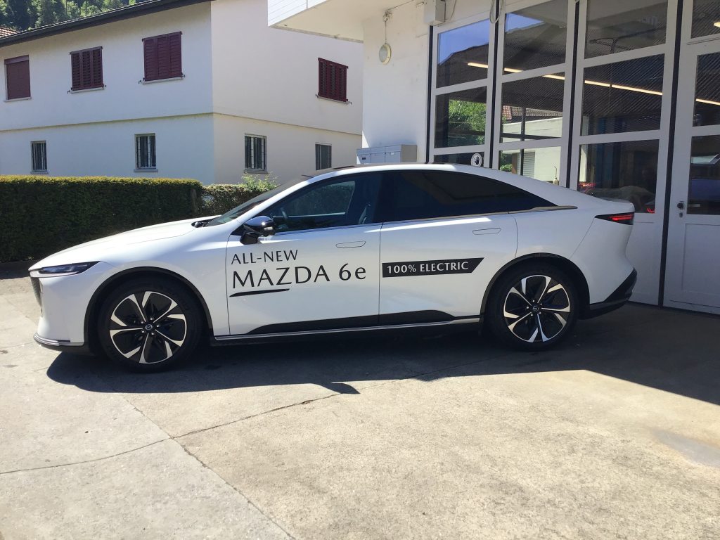 MAZDA 6e Long Range Takumi, Electric, Ex-demonstrator, Automatic - 3