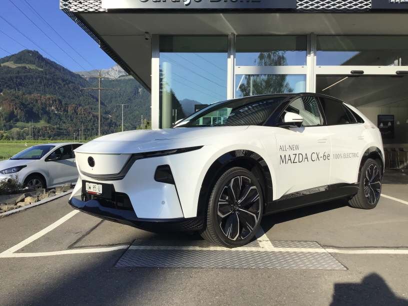MAZDA CX-6e Takumi, Electric, Ex-demonstrator, Automatic - 3