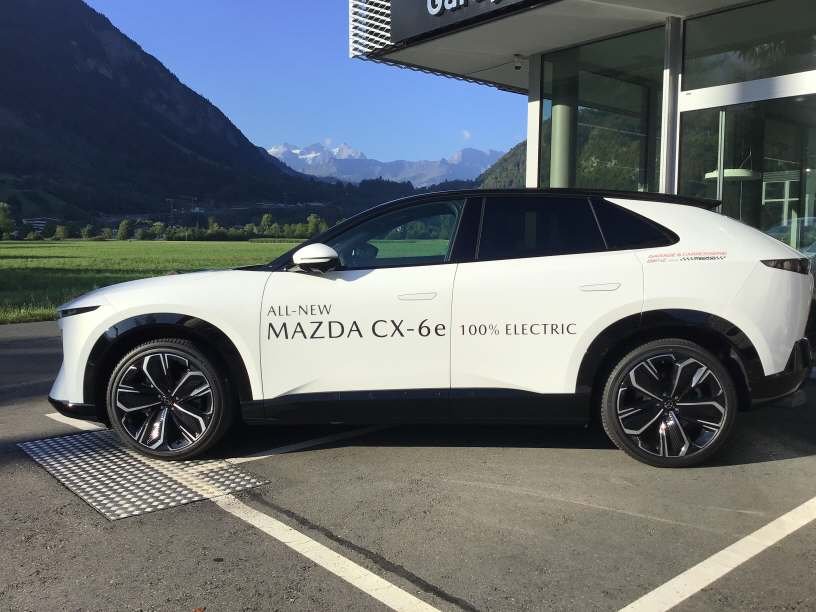 MAZDA CX-6e Takumi, Electric, Ex-demonstrator, Automatic - 4