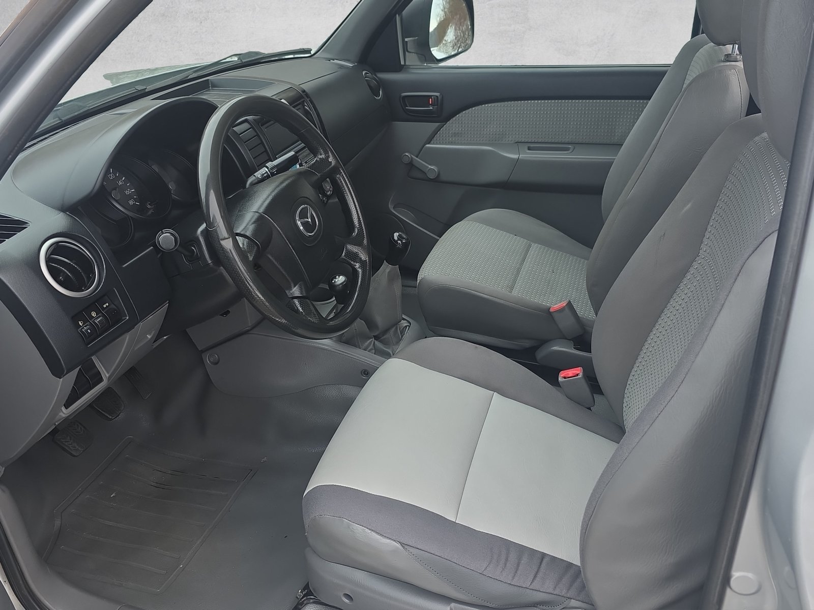 MAZDA BT-50 2.5 CD Storm 4x4, Diesel, Occasioni / Usate, Manuale - 5