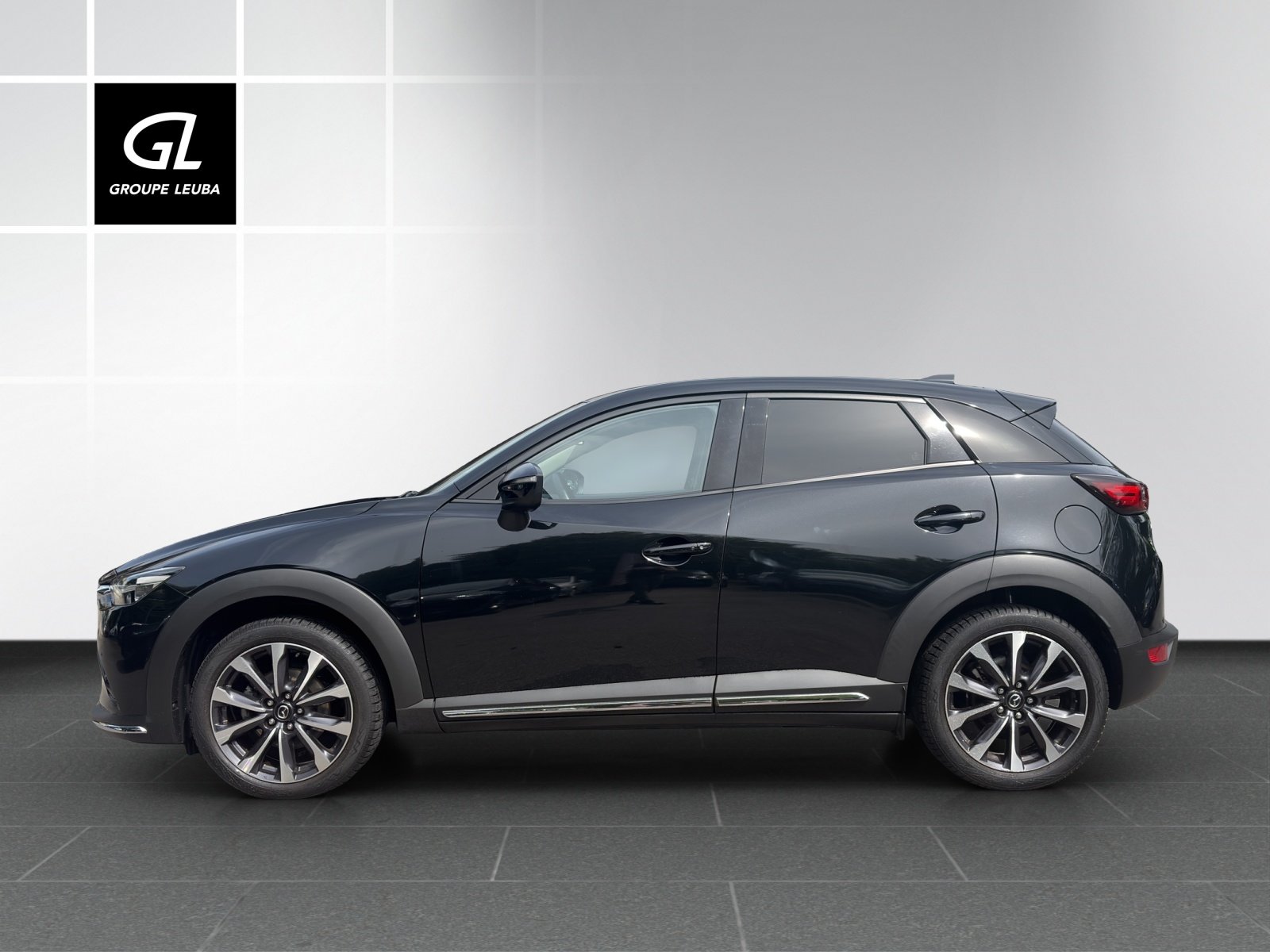 MAZDA CX-3 G 121 Revolution, Petrol, Second hand / Used, Manual - 3