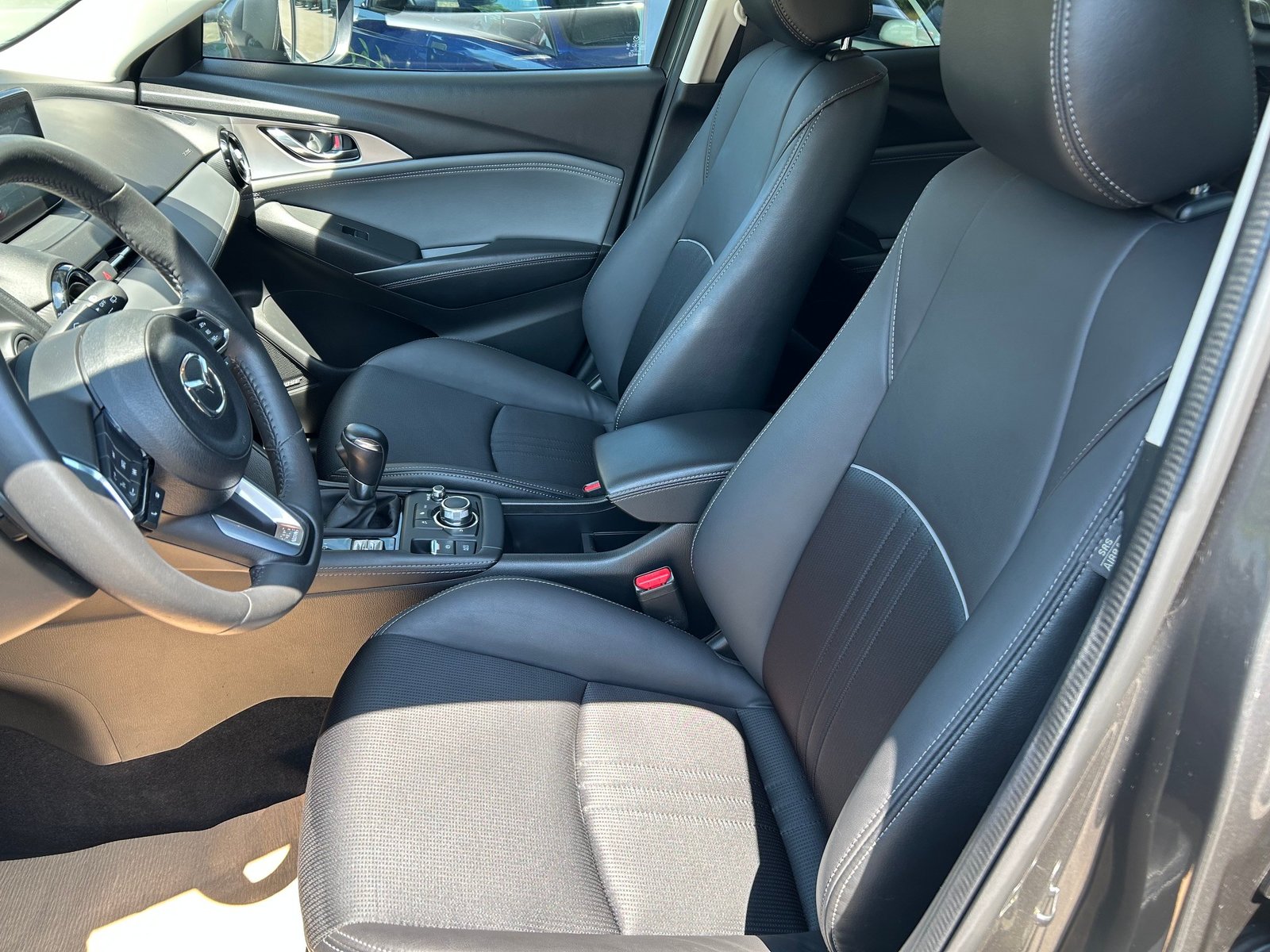 MAZDA CX-3 SKYACTIV-G 150 Revolution AWD Automat, Benzin, Occasion / Gebraucht, Automatik - 7