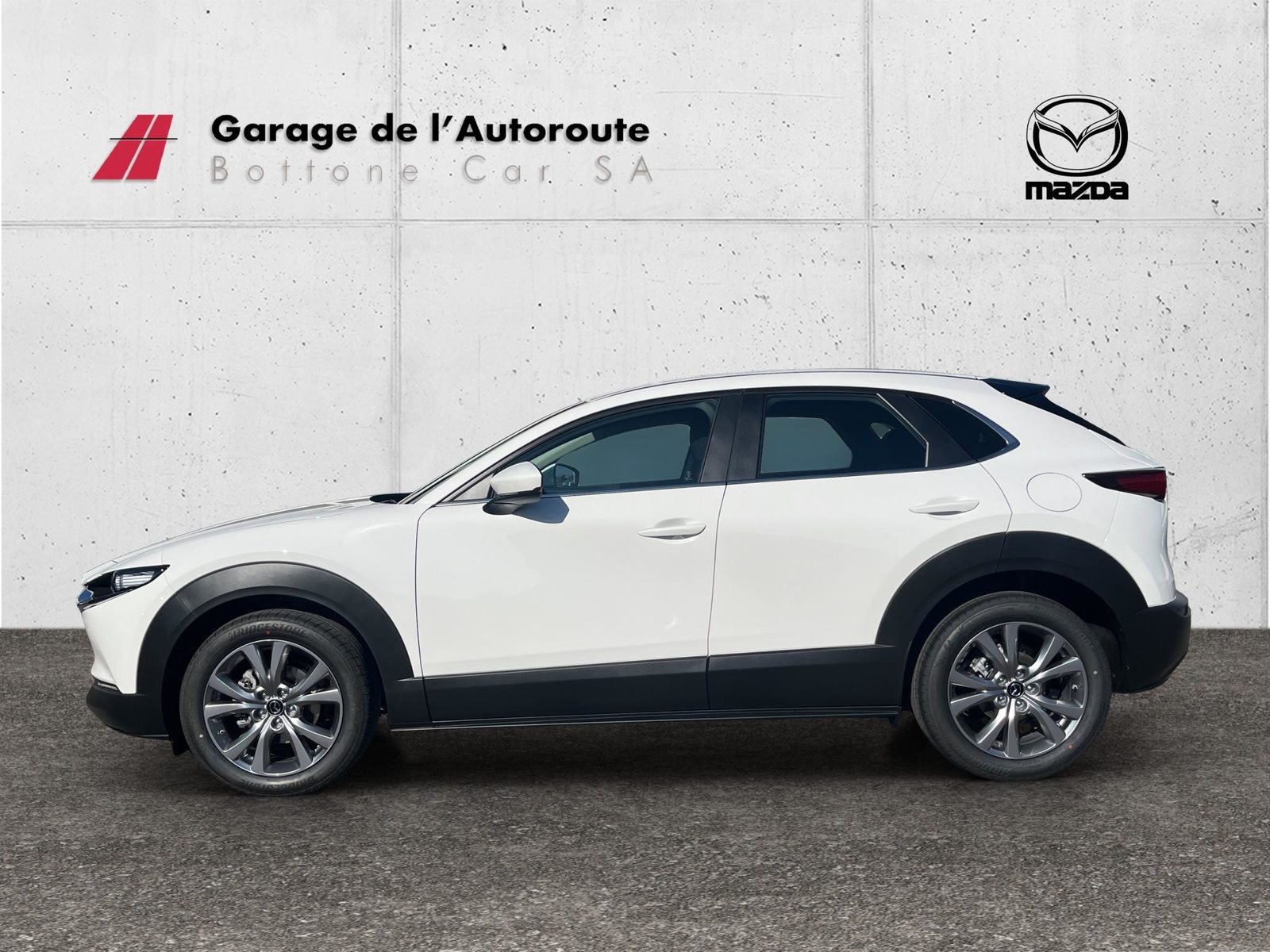 MAZDA CX-30 2.5 Centre-Line, Hybride Léger Essence/Électricité, Voiture nouvelle, Automatique - 2